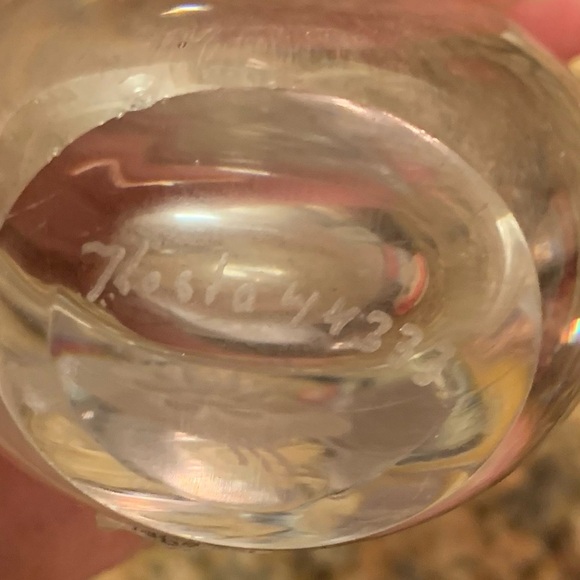 Kosta Sweden small crystal vase - Picture 5 of 5